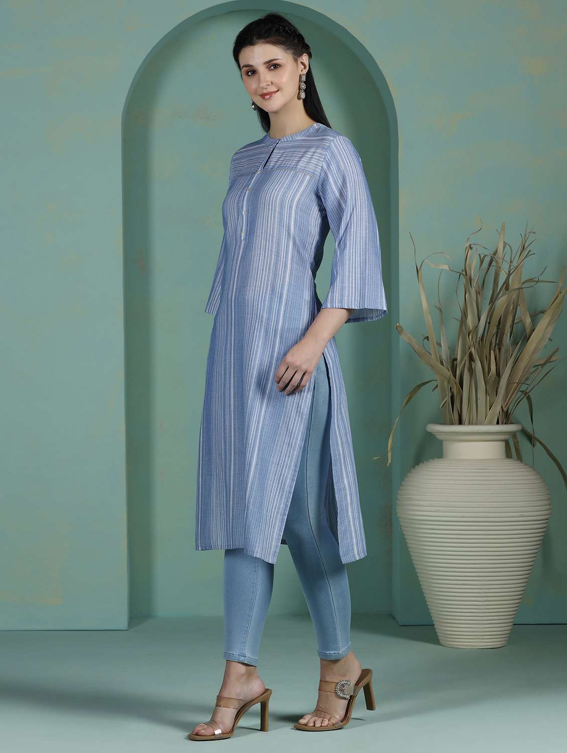  women blue cotton straight kurta - 22449903 -  Standard Image - 5
