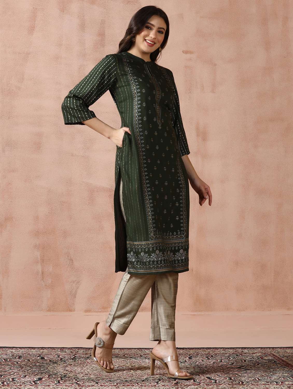  women green rayon straight kurta - 22449911 -  Standard Image - 3