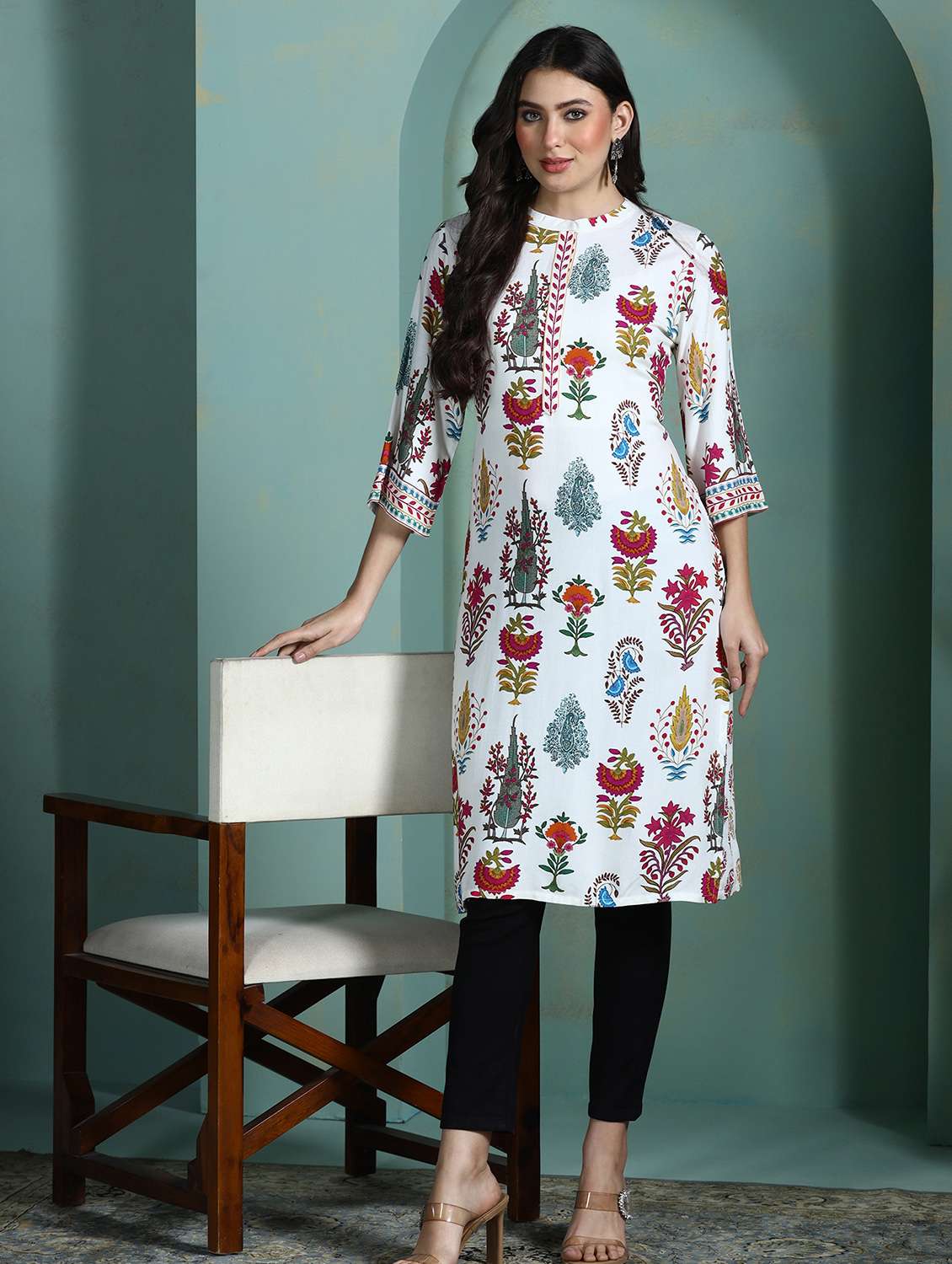  women off white rayon straight kurta
