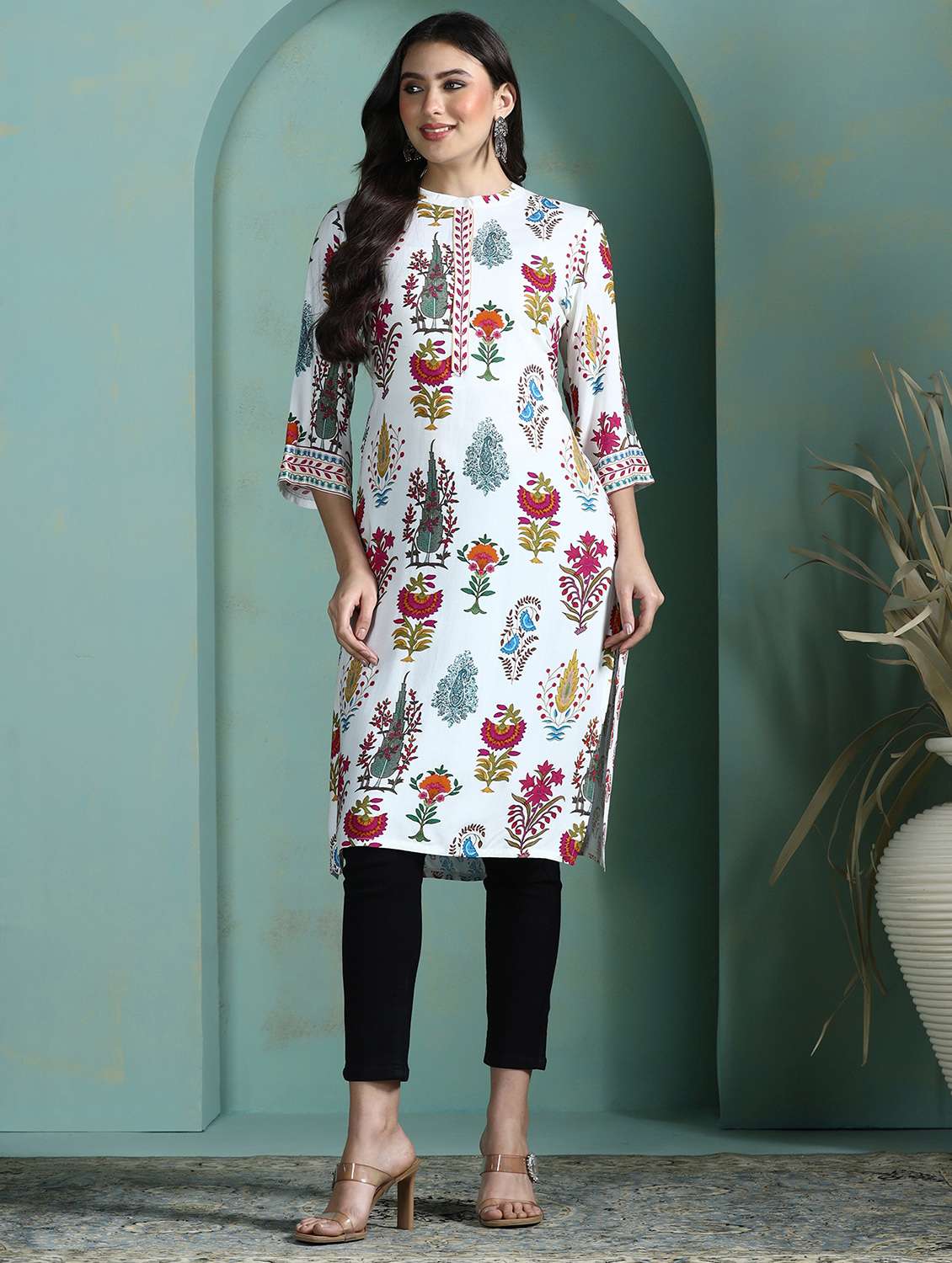  women off white rayon straight kurta - 22449919 -  Standard Image - 5