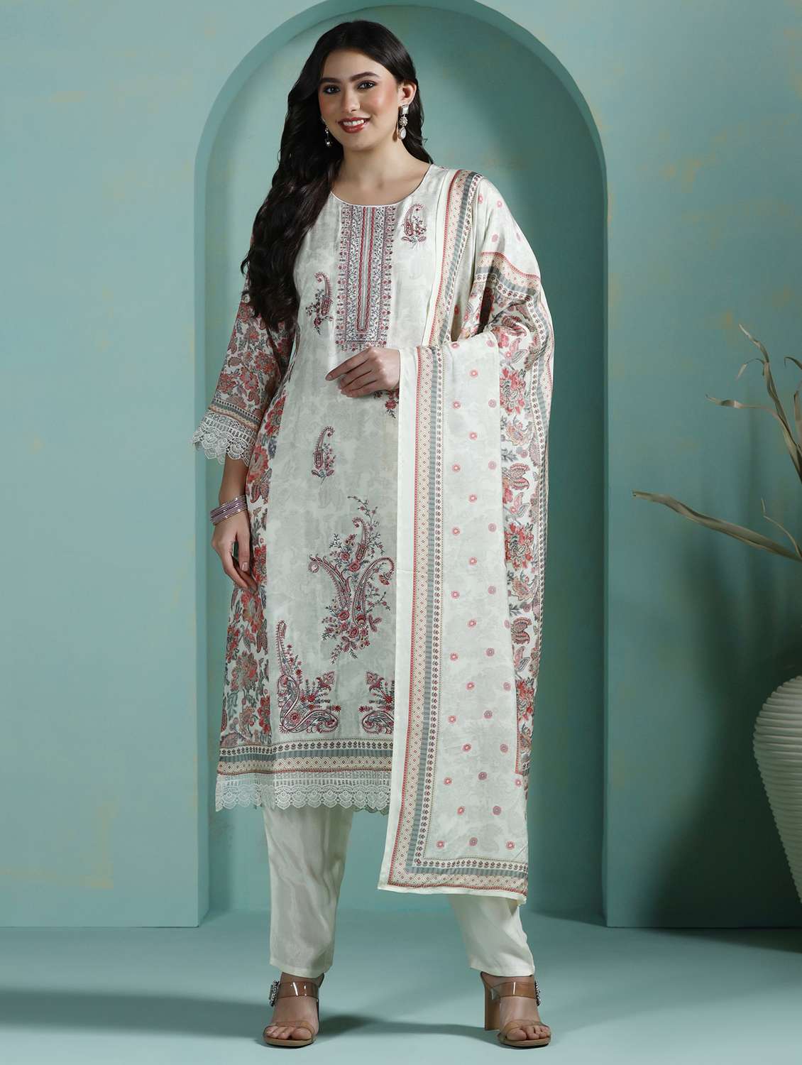 women printed three quarter sleeve kurta pant with dupatta set