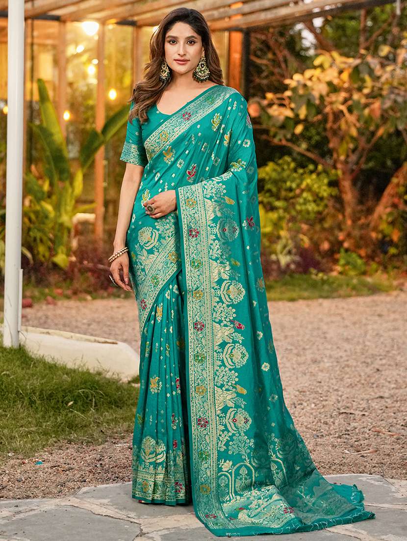 women self design banarasi saree with blouse