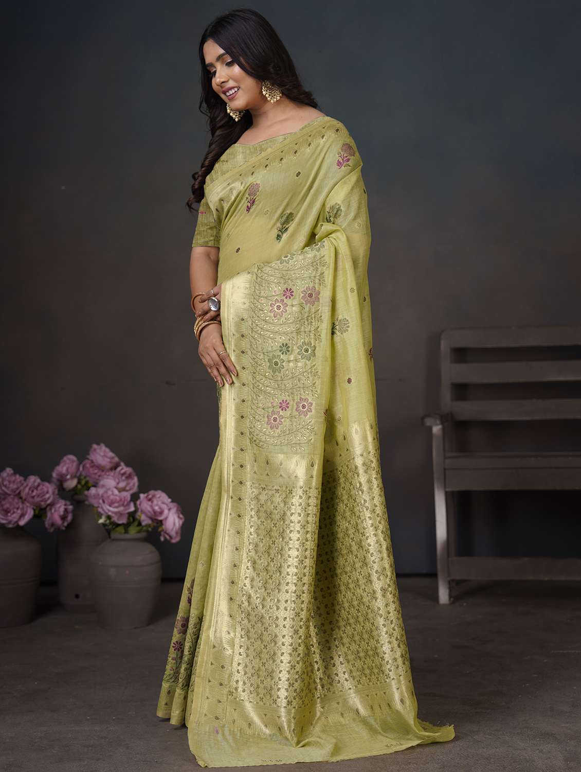 Women Self Design Banarasi Saree With Blouse - 22450825 -  Standard Image - 3
