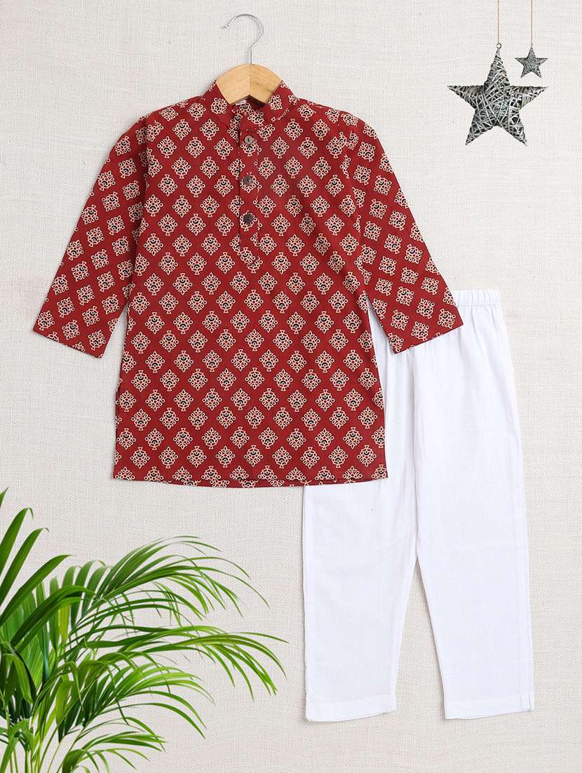 boys printed mandarin neck kurta pyjama set