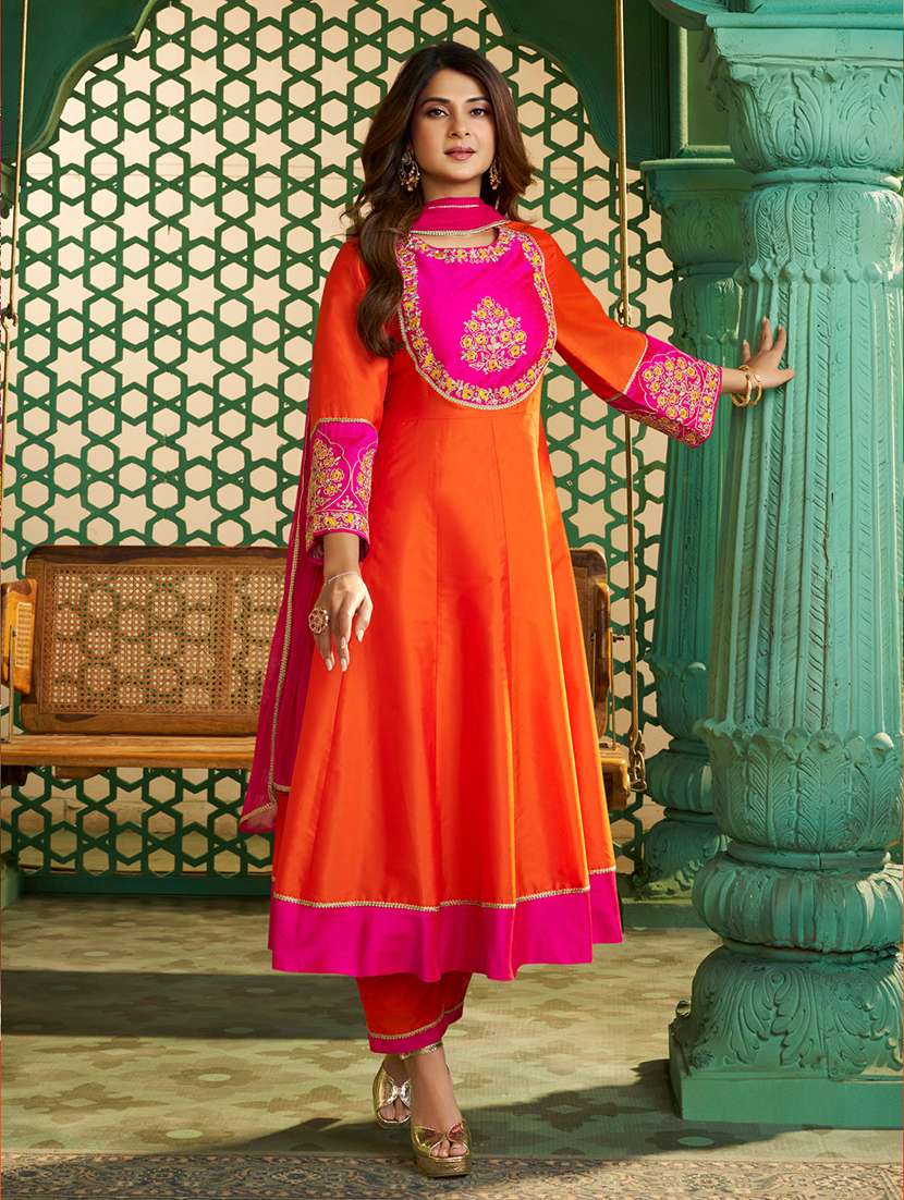 women orange kurta pant set