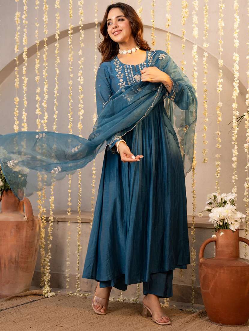 women blue kurta pant set - 22451546 -  Standard Image - 3