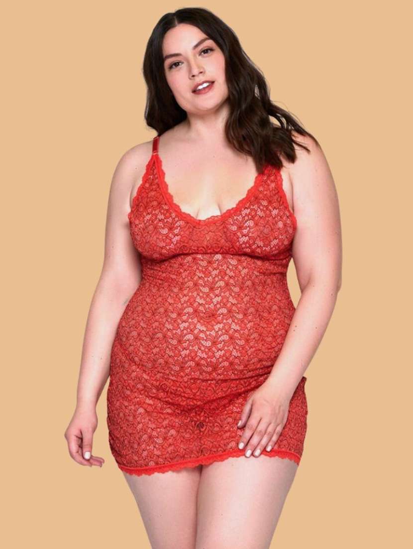 women solid red nylon camisole