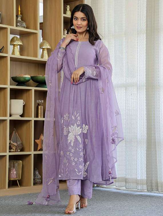 women lavender self design  kurta pant set - 22451847 -  Standard Image - 3