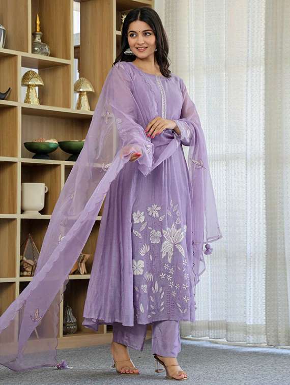 women lavender self design  kurta pant set - 22451847 -  Standard Image - 5