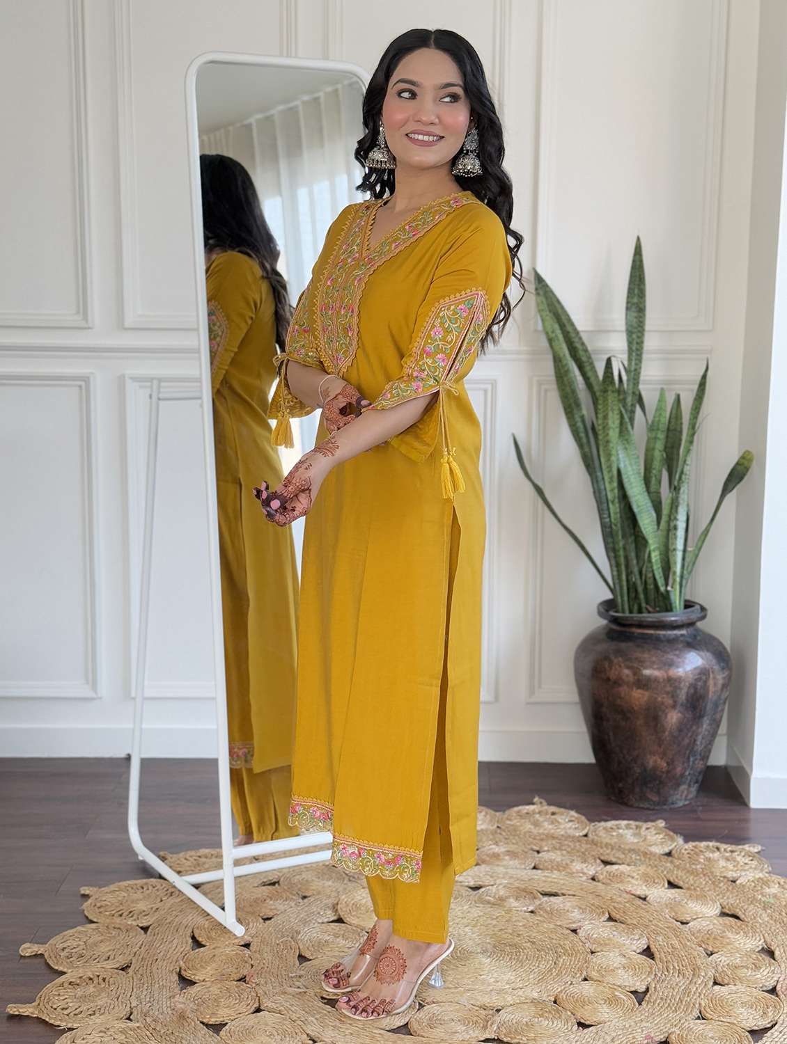 women mustard self design  kurta pant set - 22451854 -  Standard Image - 5