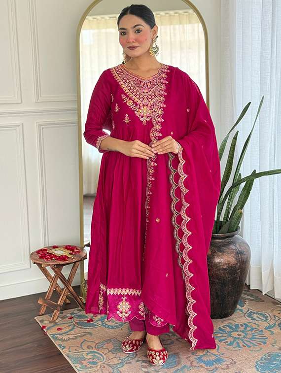 women pink self design  kurta pant set