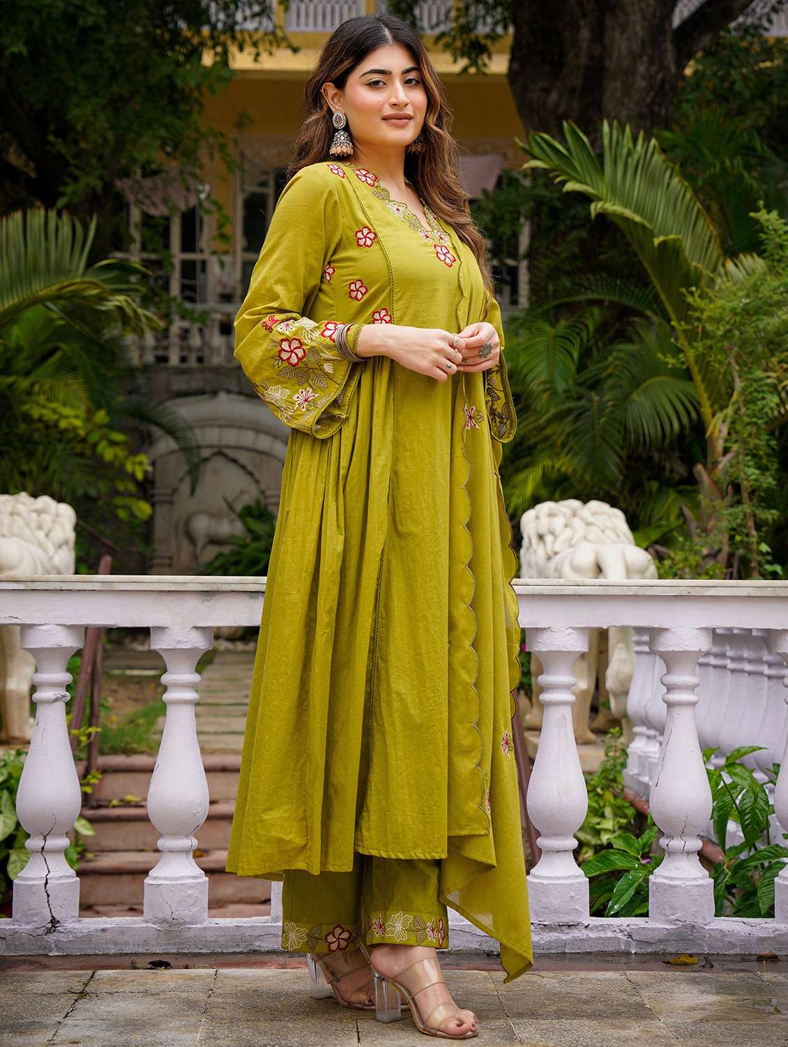women olive kurta pant set - 22451866 -  Standard Image - 5