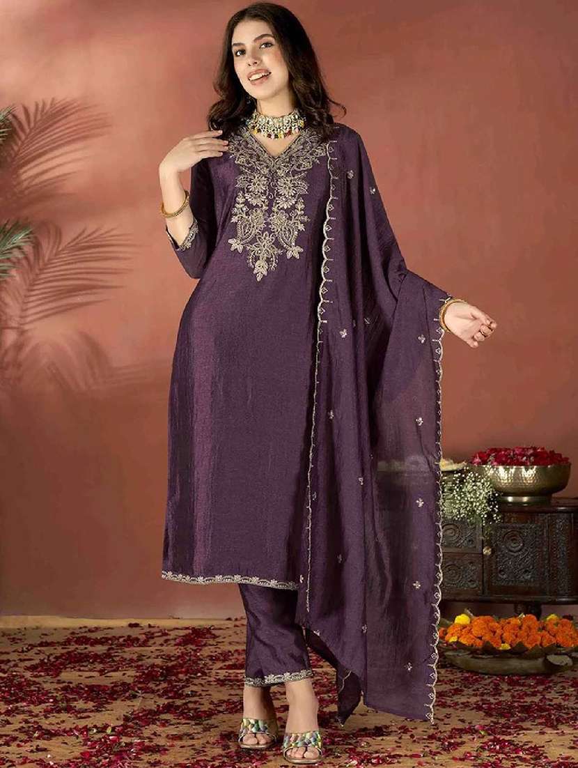 women solid with work three quarter sleeve kurta pant with dupatta set