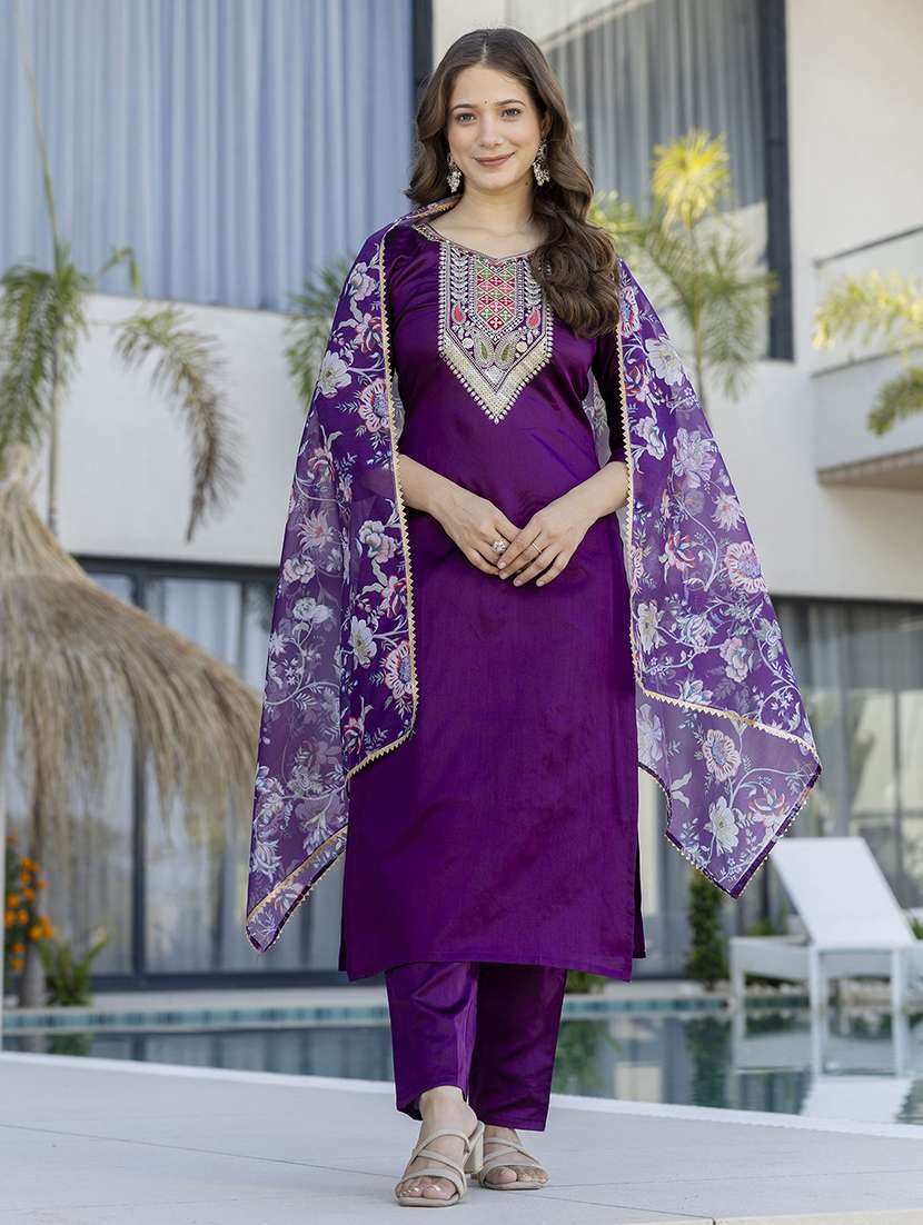 women purple self design  kurta pant set - 22451872 -  Standard Image - 3