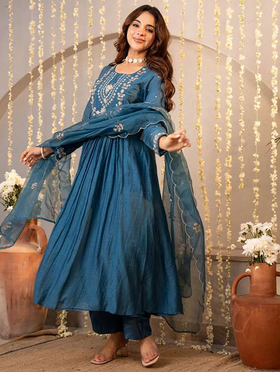 women blue  solid kurta pant set - 22451880 -  Standard Image - 5