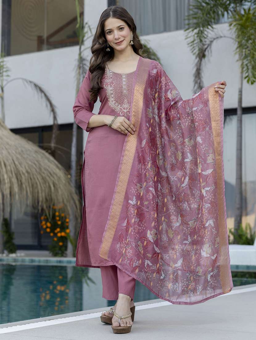 women pink solid  kurta pant set