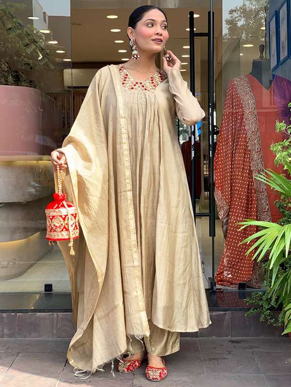 women beige self design kurta pant set - 22451902 -  Standard Image - 3