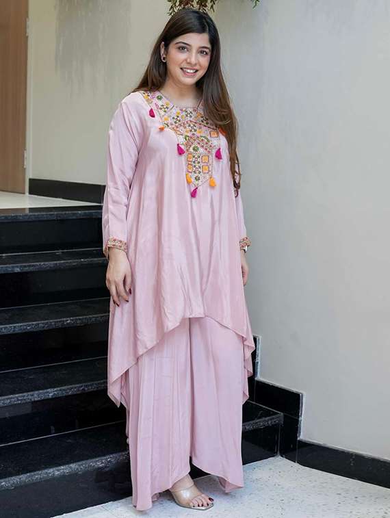 women pink self design  kurta palazzo set set - 22451905 -  Standard Image - 5