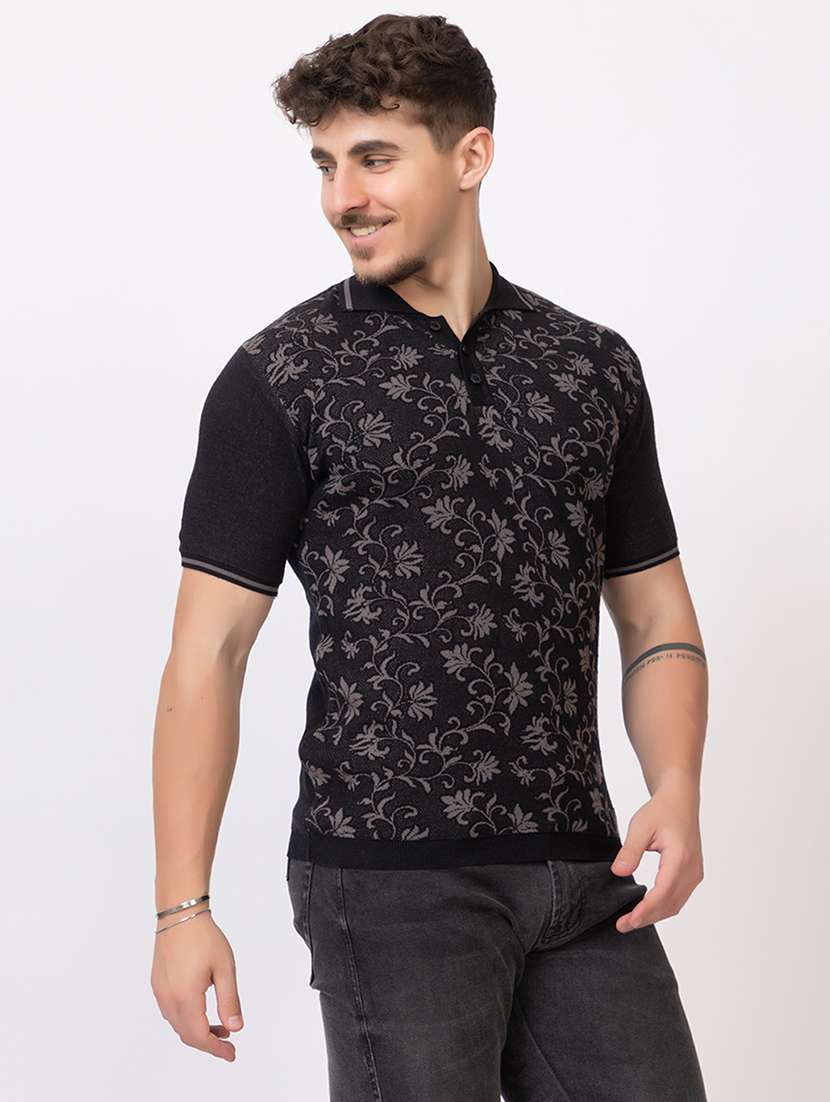 men black cotton plain t-shirt - 22451951 -  Standard Image - 3