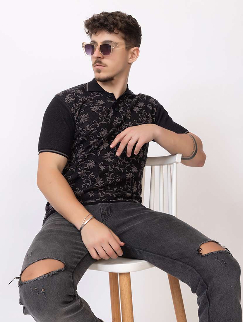 men black cotton plain t-shirt - 22451951 -  Standard Image - 5