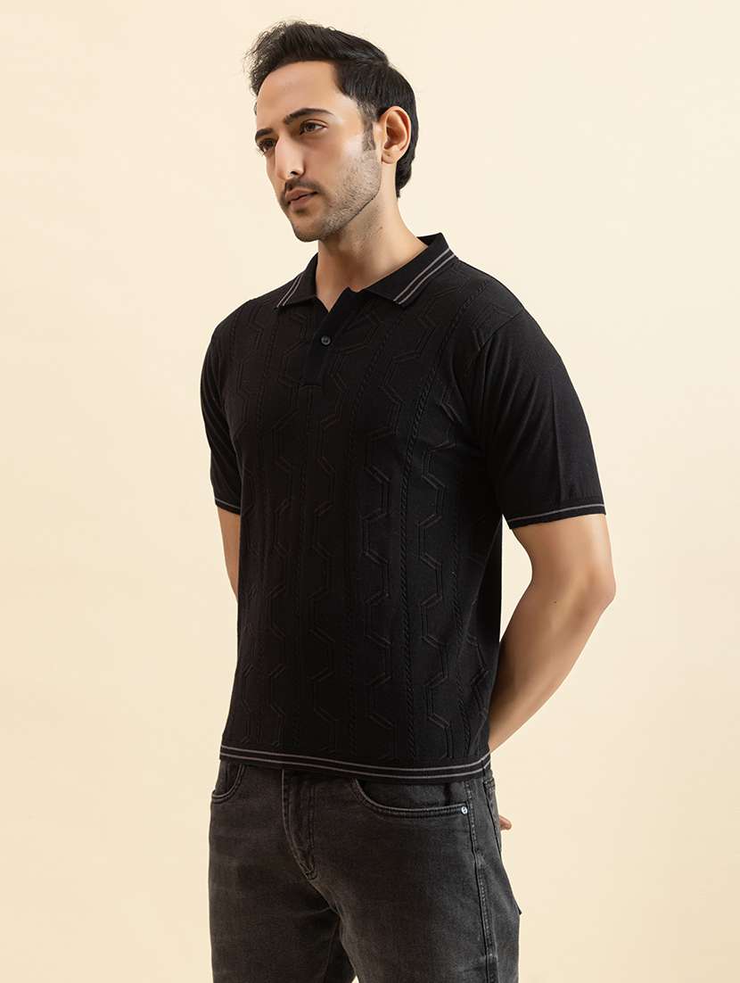 men black cotton plain t-shirt - 22451962 -  Standard Image - 3