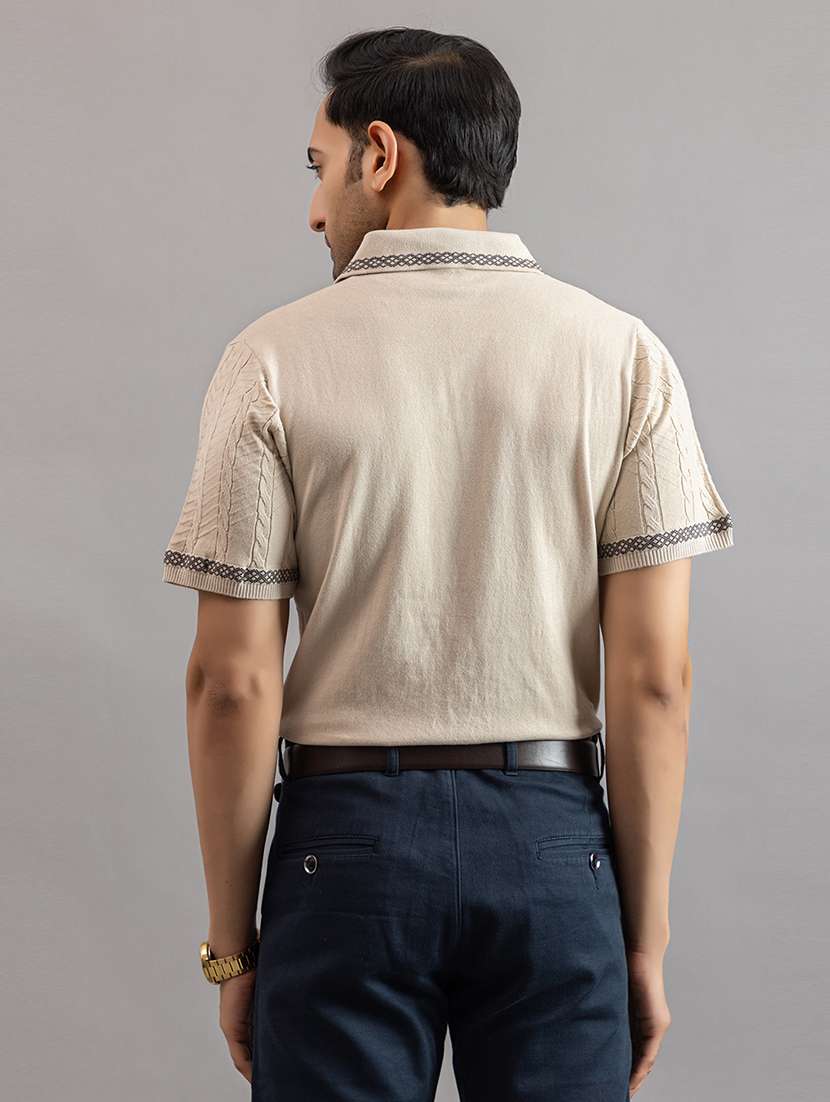 men cream cotton plain t-shirt - 22451974 -  Standard Image - 3