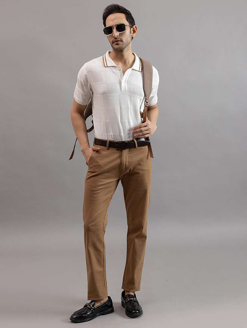 men white cotton plain t-shirt - 22451982 -  Standard Image - 5