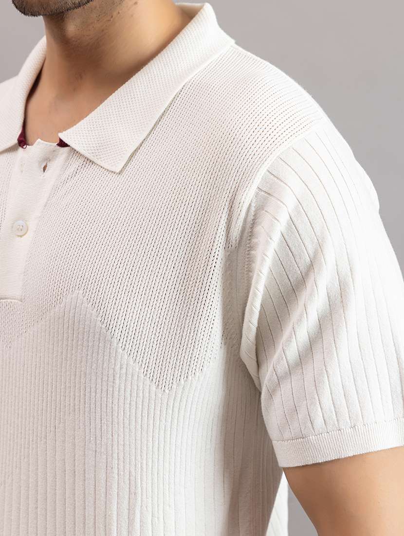 men off white cotton plain t-shirt - 22451985 -  Standard Image - 5