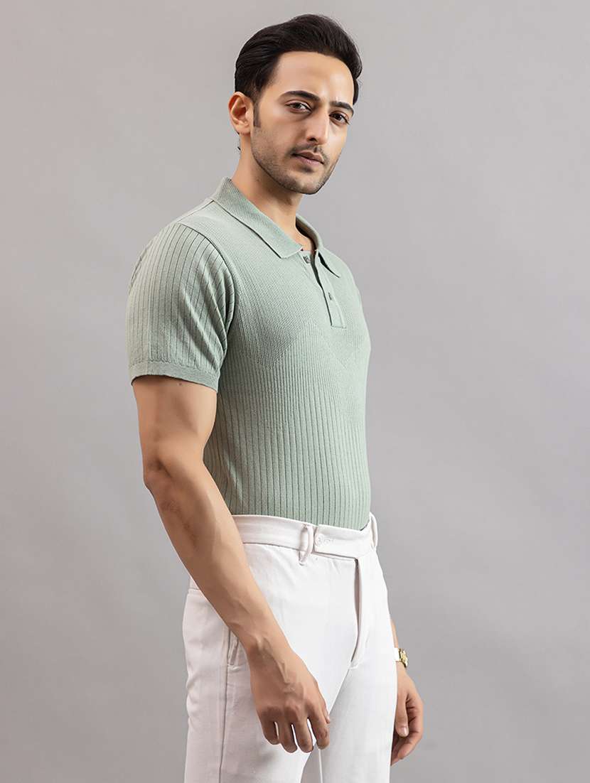 men green cotton plain t-shirt - 22451986 -  Standard Image - 3