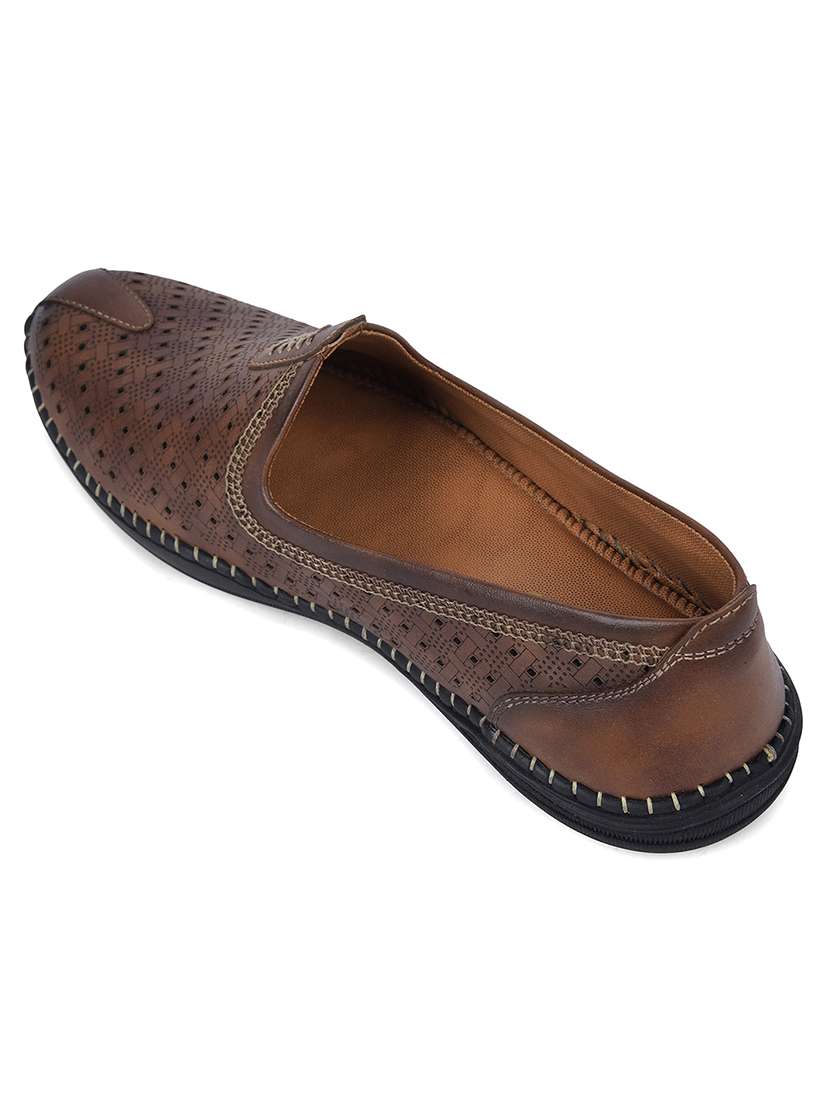 men brown slip on jutis - 22452018 -  Standard Image - 3