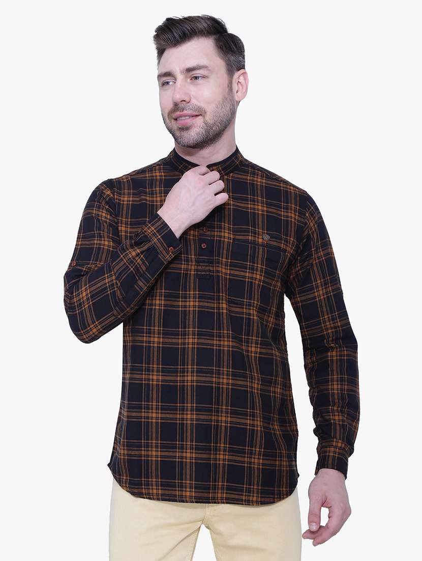 men checkered mandarin neck short kurta