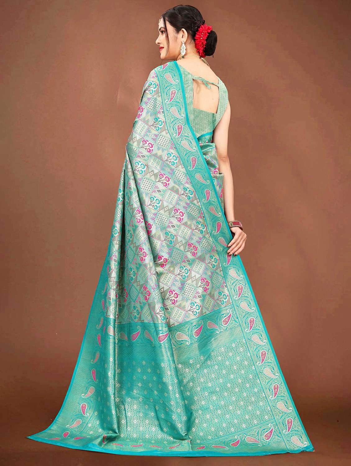 women self design kanjivaram saree with blouse - 22452280 -  Standard Image - 3