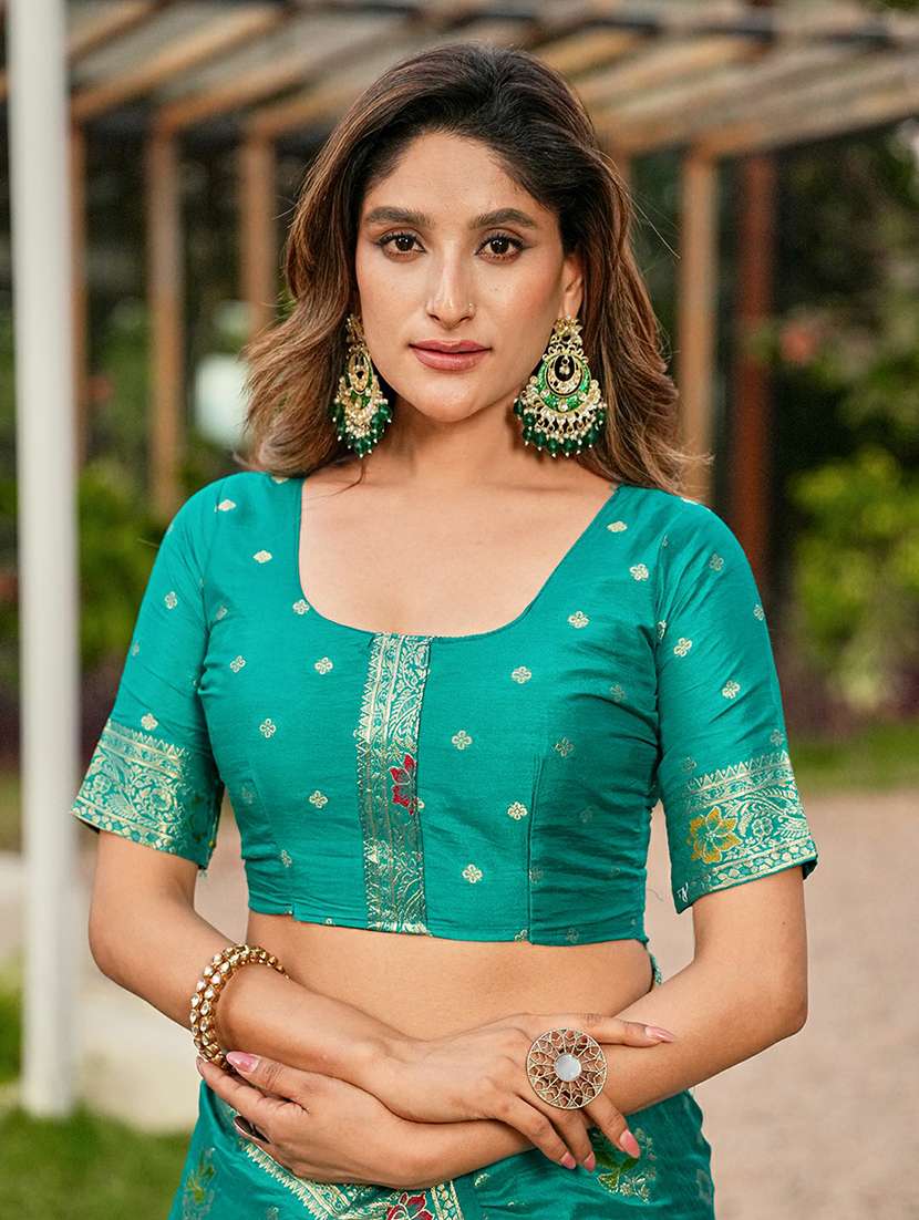 women self design banarasi saree with blouse - 22452299 -  Standard Image - 5