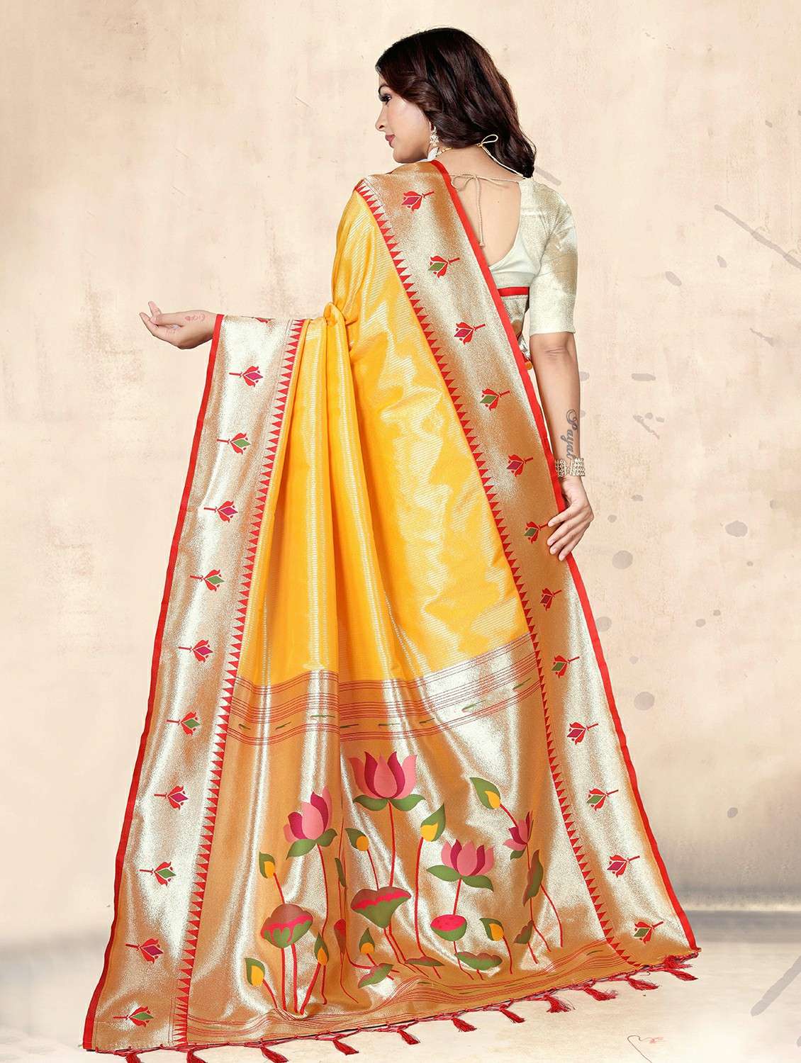 women self design paithani saree with blouse - 22452303 -  Standard Image - 3