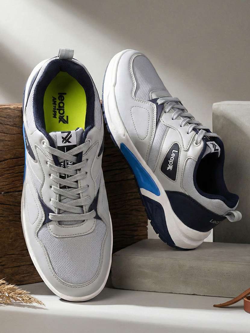 men grey lace up sneaker