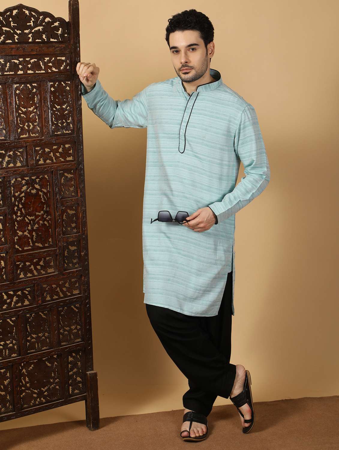 men self design mandarin neck long kurta - 22453156 -  Standard Image - 5