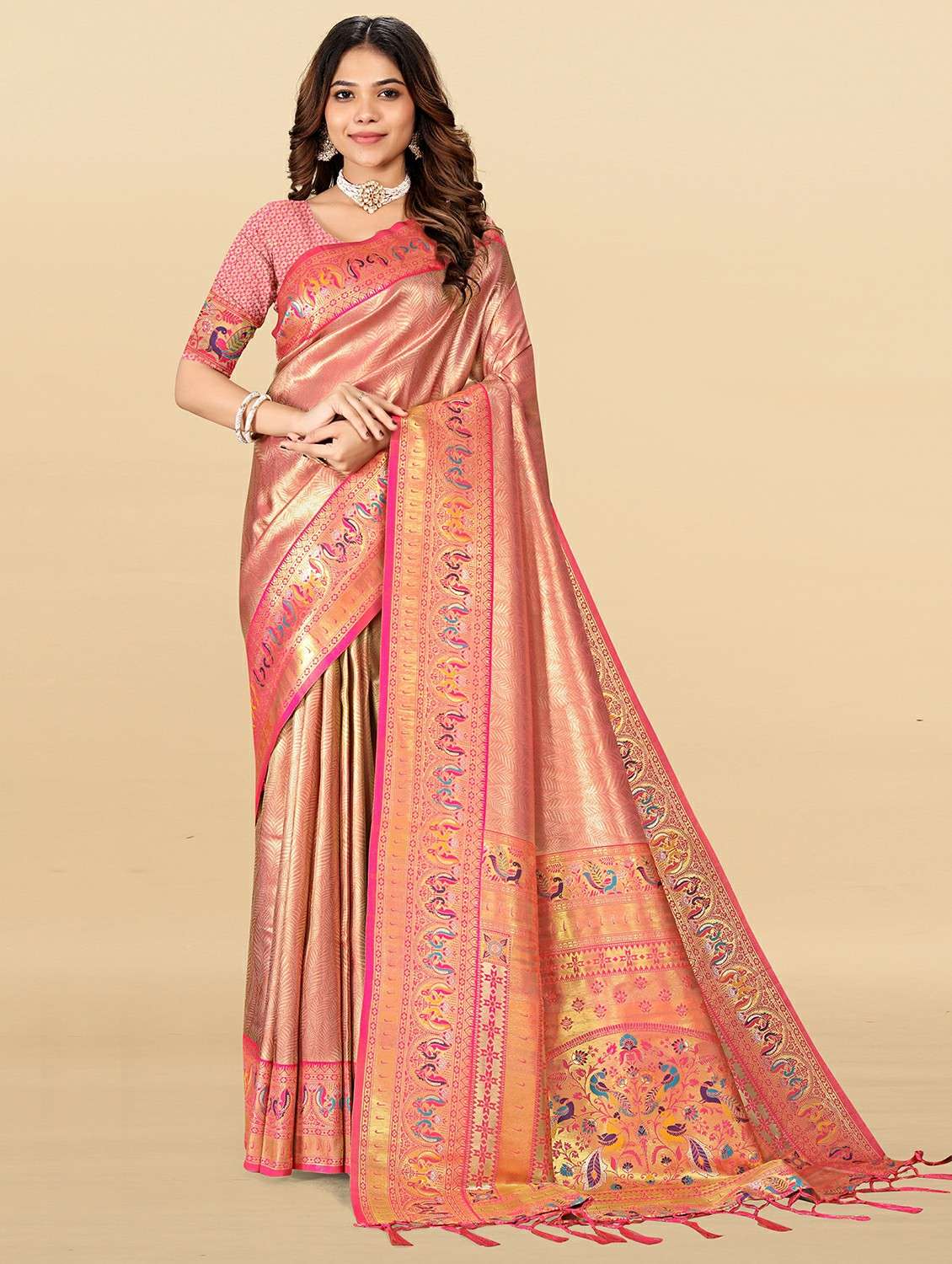 women self design kanjivaram saree with blouse