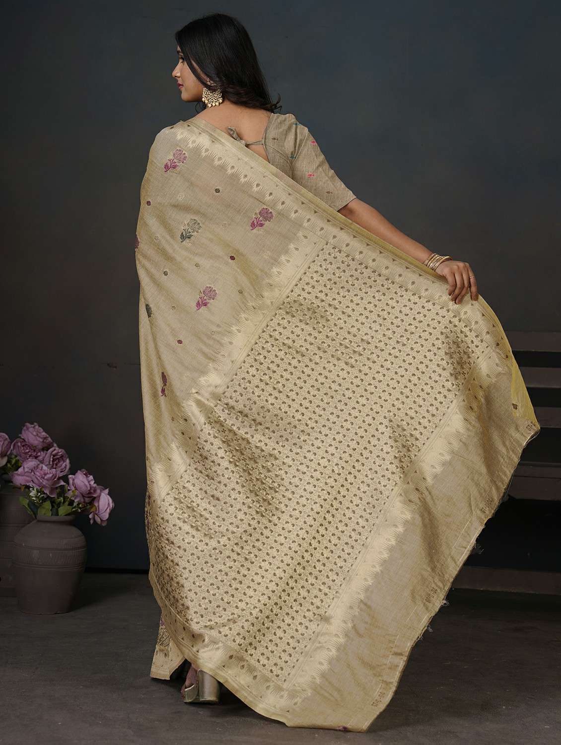 Women Self Design Banarasi Saree With Blouse - 22453674 -  Standard Image - 3