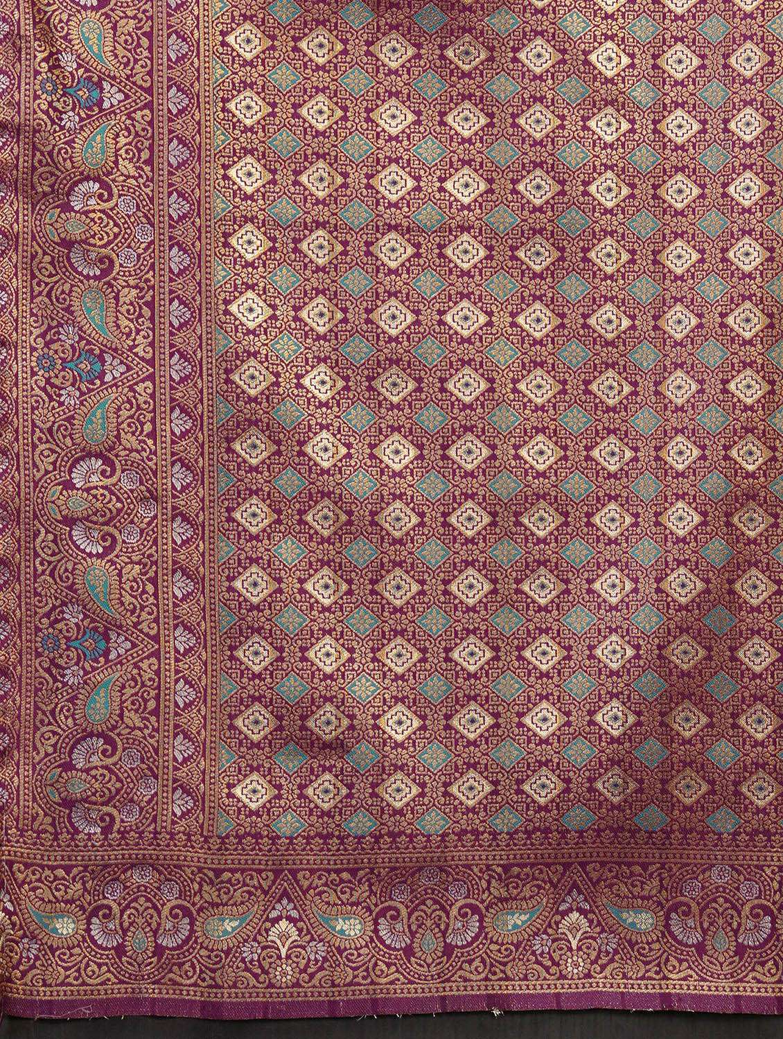 women self design banarasi saree with blouse - 22453693 -  Standard Image - 5