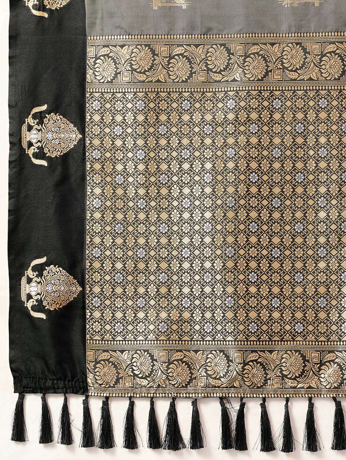 women self design banarasi saree with blouse - 22453707 -  Standard Image - 5