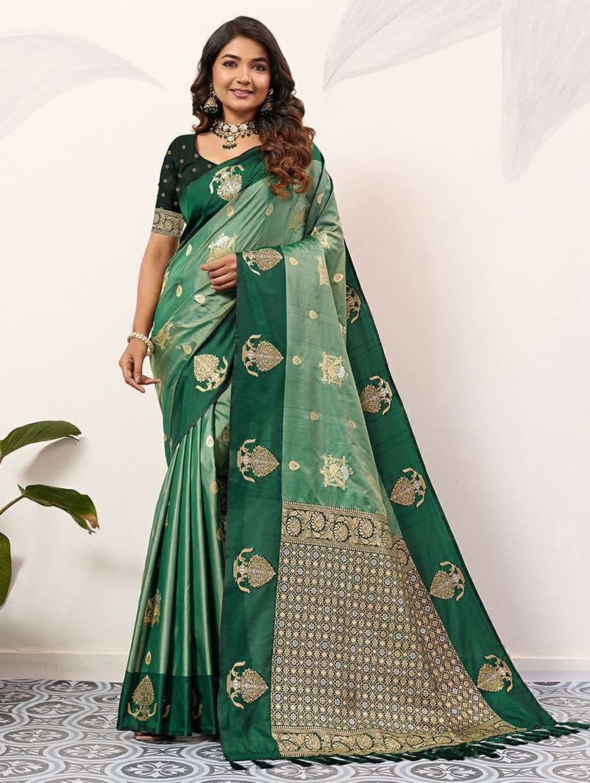 women self design banarasi saree with blouse