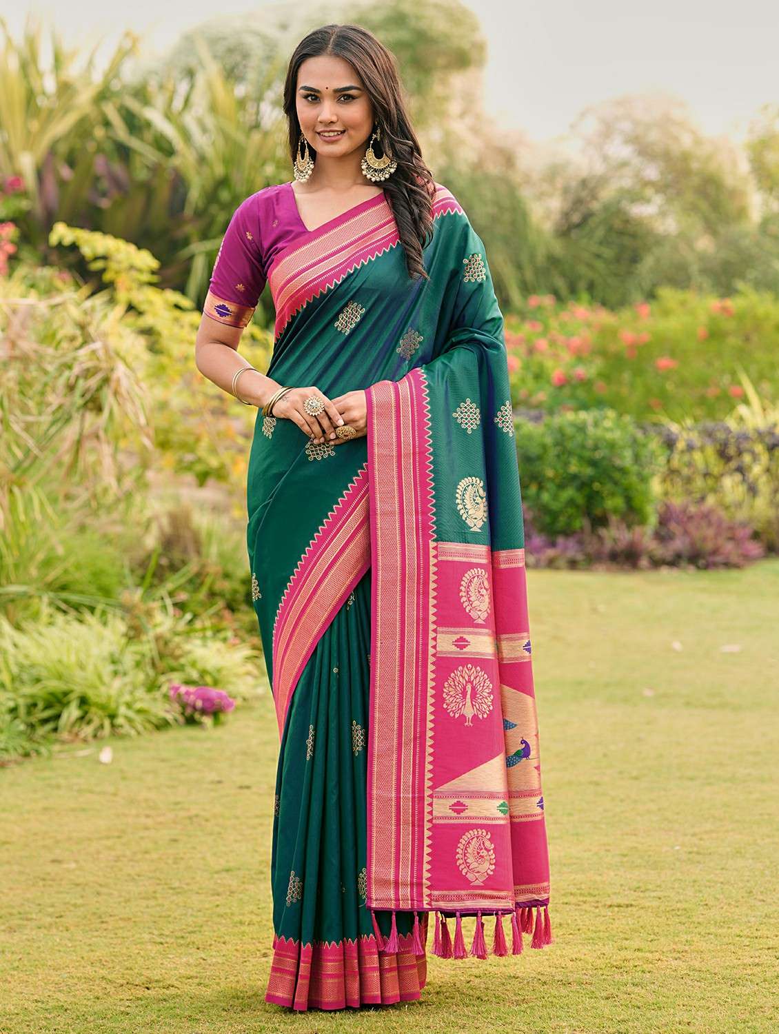 women self design paithani saree with blouse