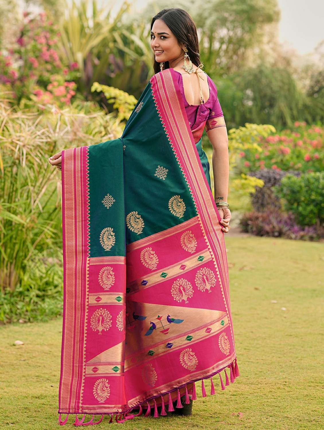 women self design paithani saree with blouse - 22453722 -  Standard Image - 3