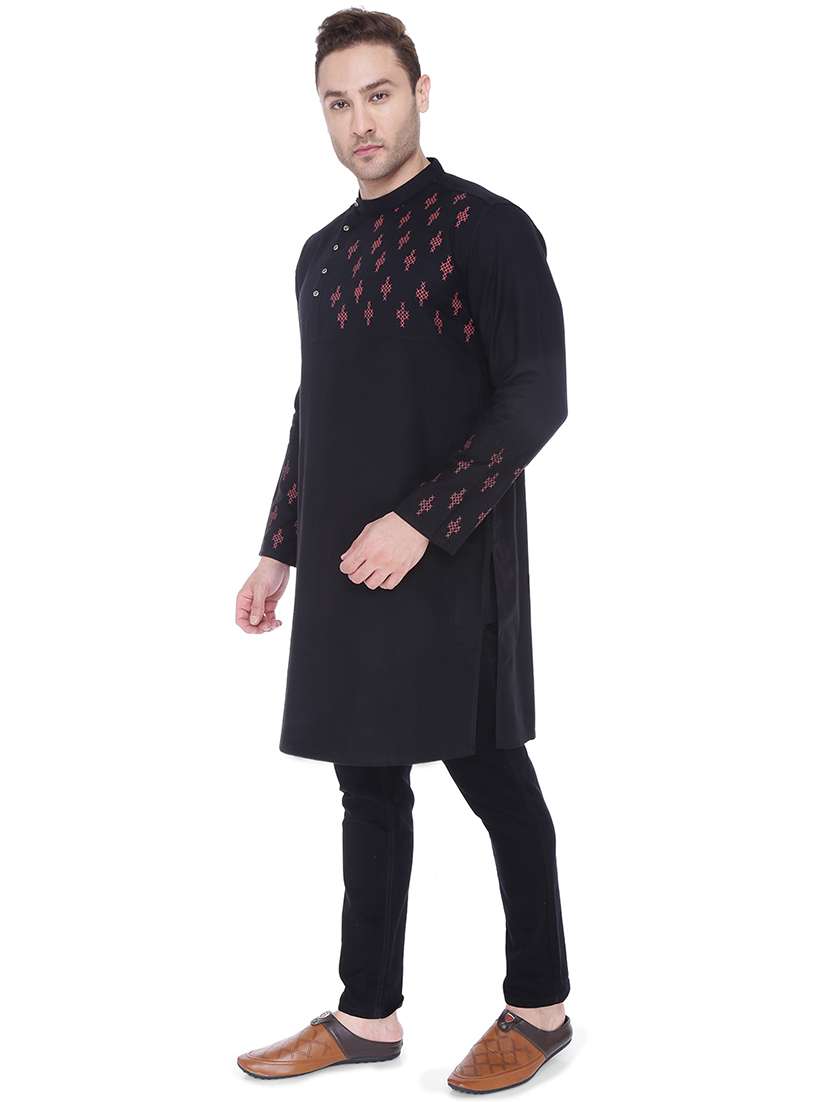men embroidered mandarin neck long kurta  - 22453727 -  Standard Image - 3