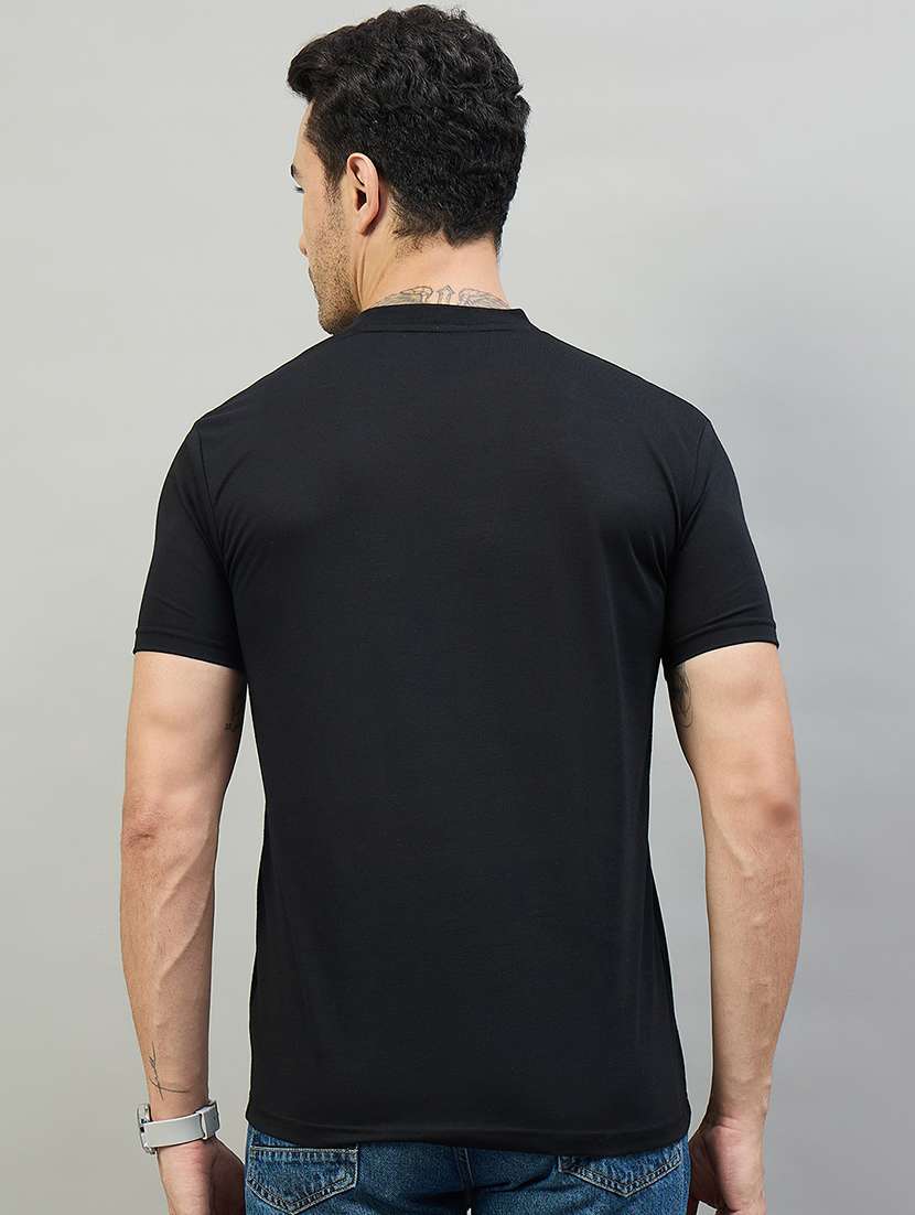 men black cotton blend plain t-shirt - 22453797 -  Standard Image - 3