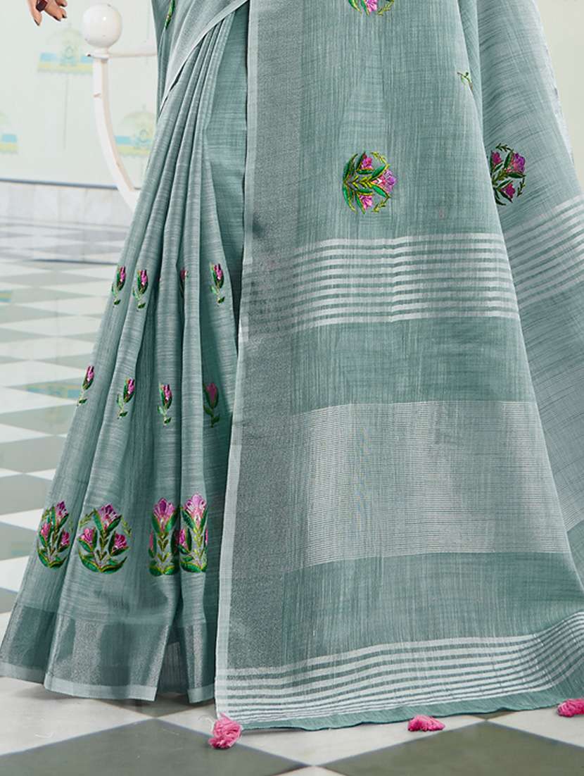 women solid with work embroidered saree with blouse - 22453909 -  Standard Image - 3