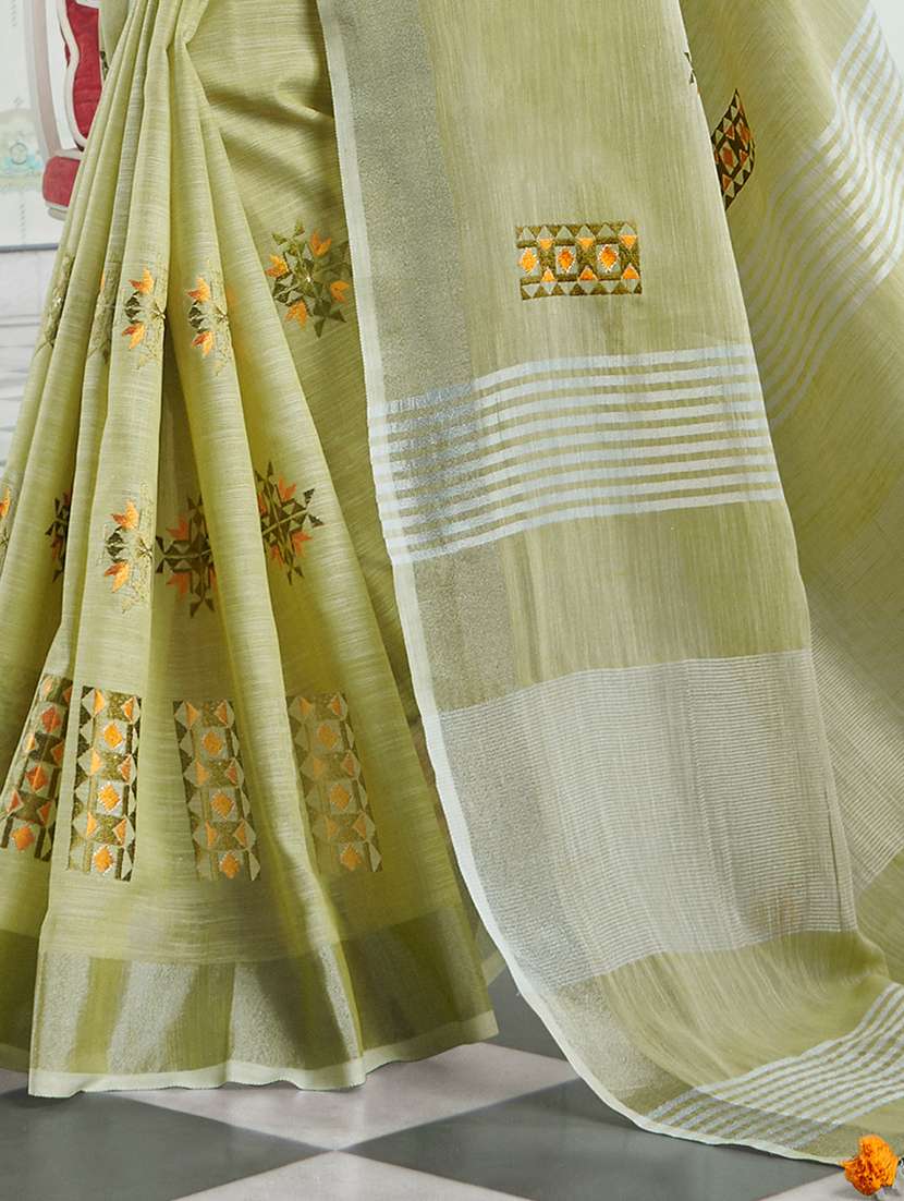 women solid with work embroidered saree with blouse - 22453912 -  Standard Image - 3