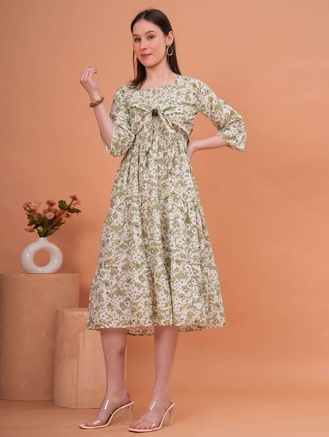women green crepe gown dress - 22453926 -  Standard Image - 3