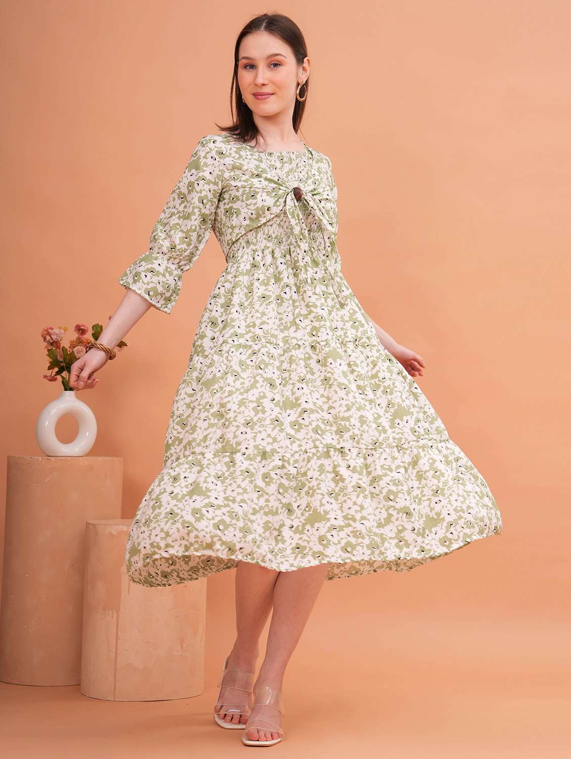 women green crepe gown dress - 22453926 -  Standard Image - 5
