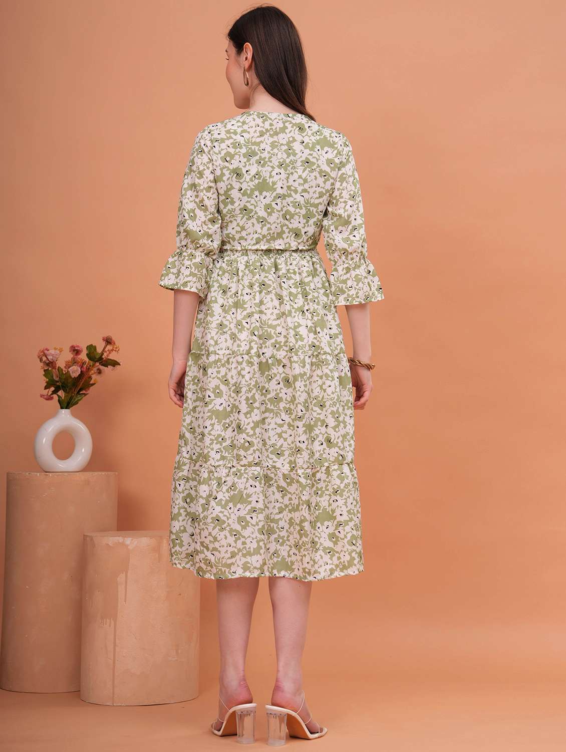 women green crepe gown dress - 22453932 -  Standard Image - 3